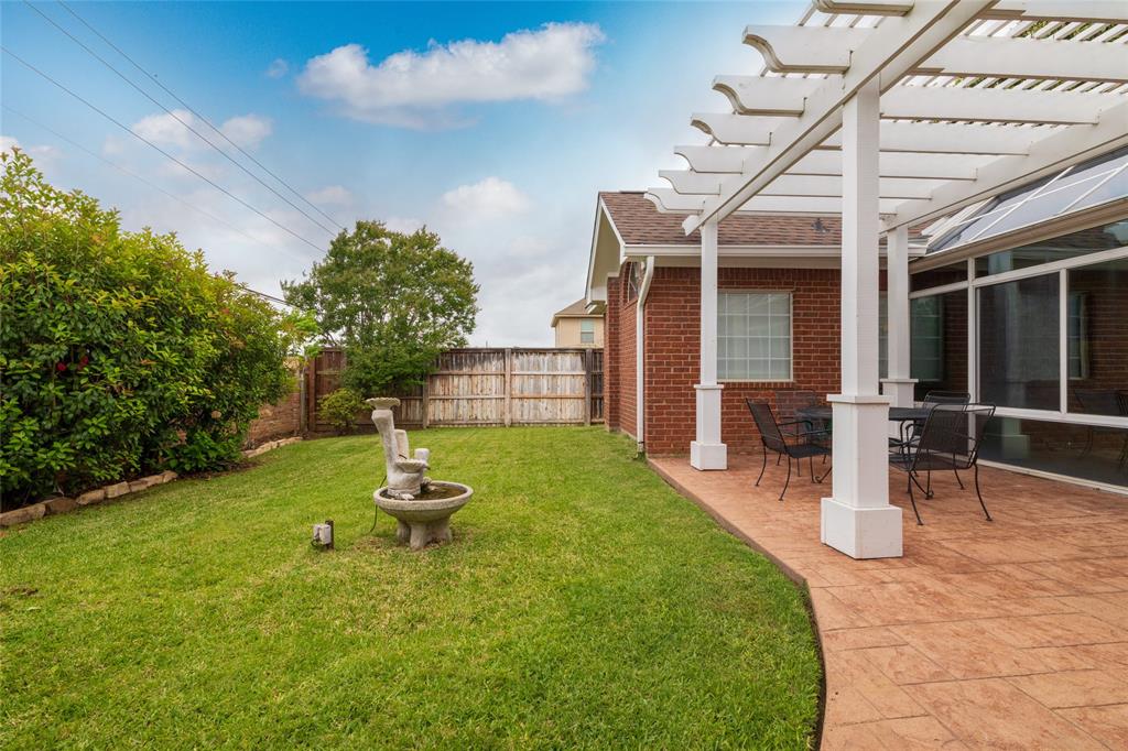 Woodland Hills Colleyville - Residential