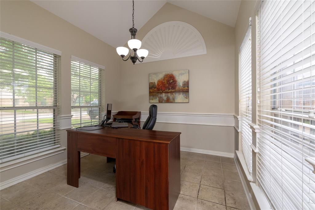 Woodland Hills Colleyville - Residential