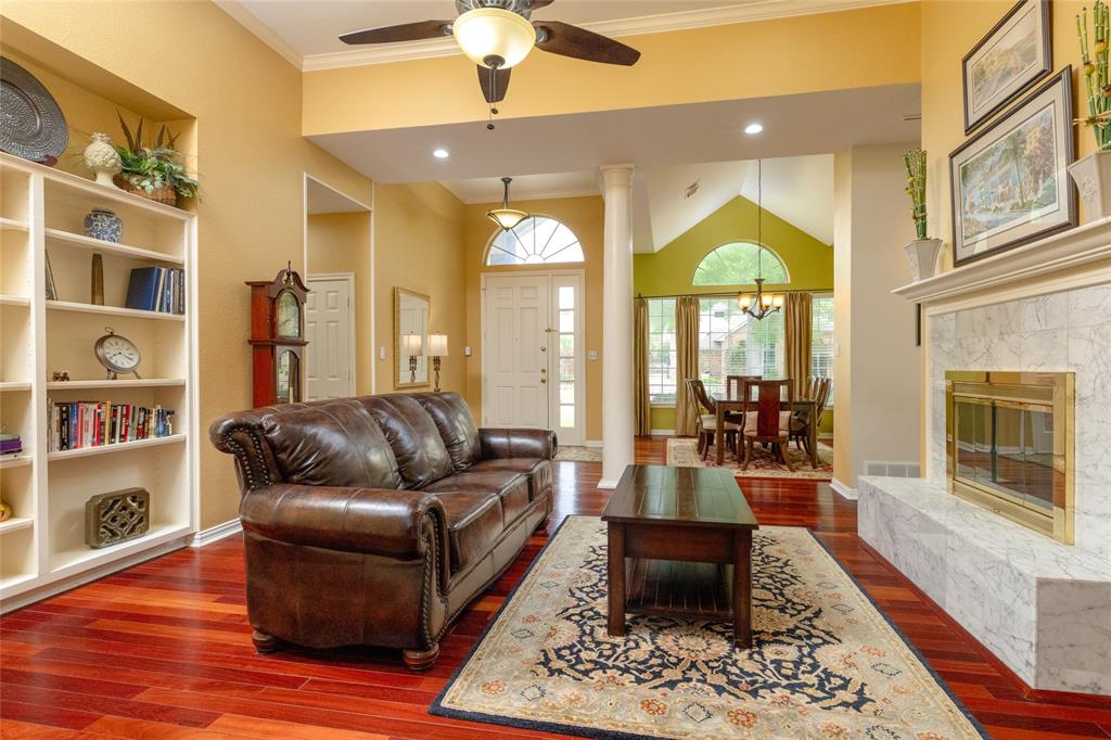 Woodland Hills Colleyville - Residential