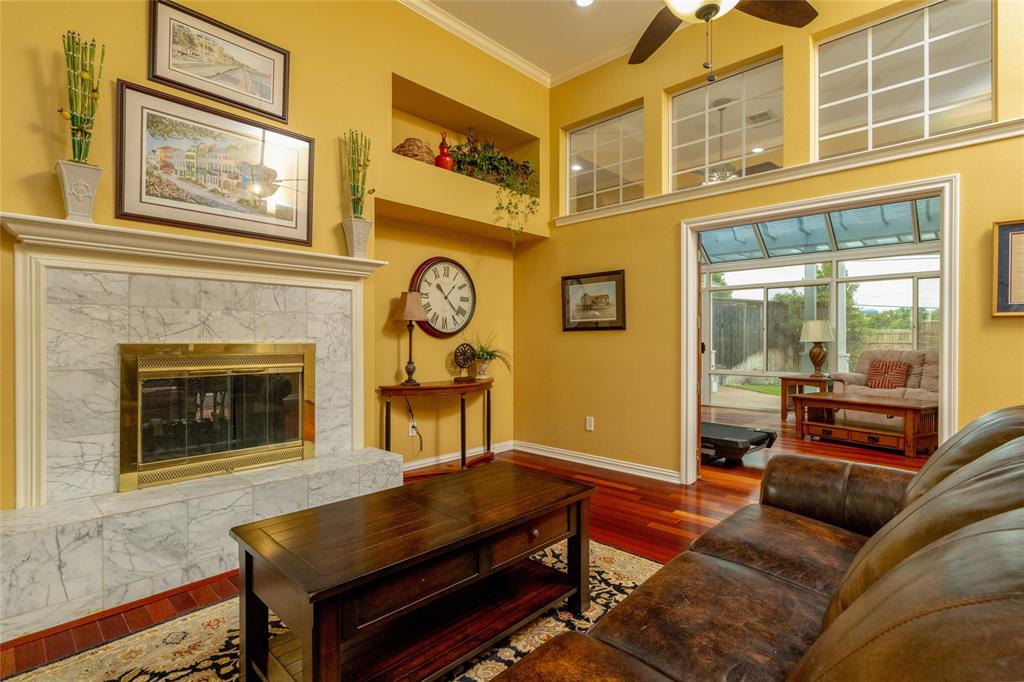 Woodland Hills Colleyville - Residential