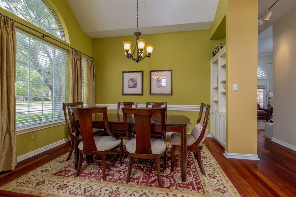 Woodland Hills Colleyville - Residential