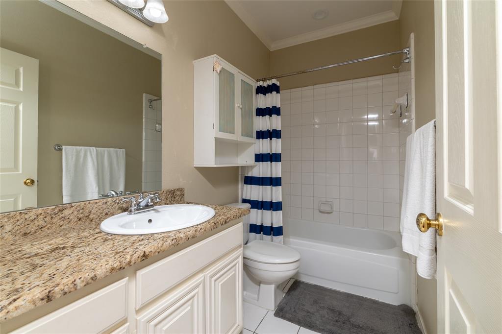 Woodland Hills Colleyville - Residential