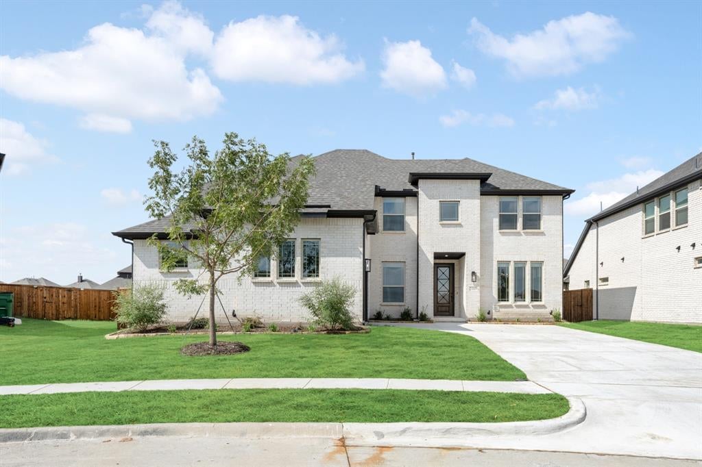 2105 Midnight Lane