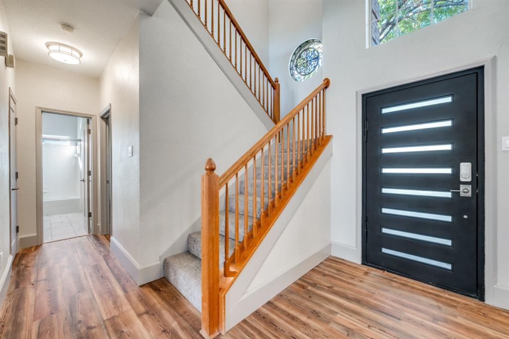 1404 Sunderland Court