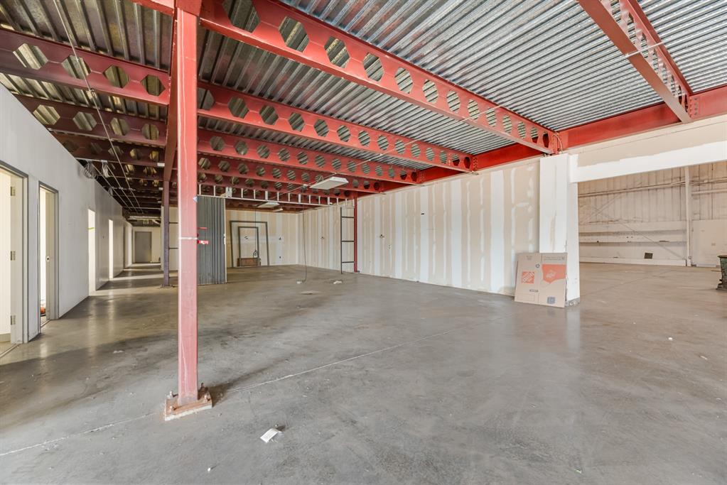 Huggins - Commercial Sale