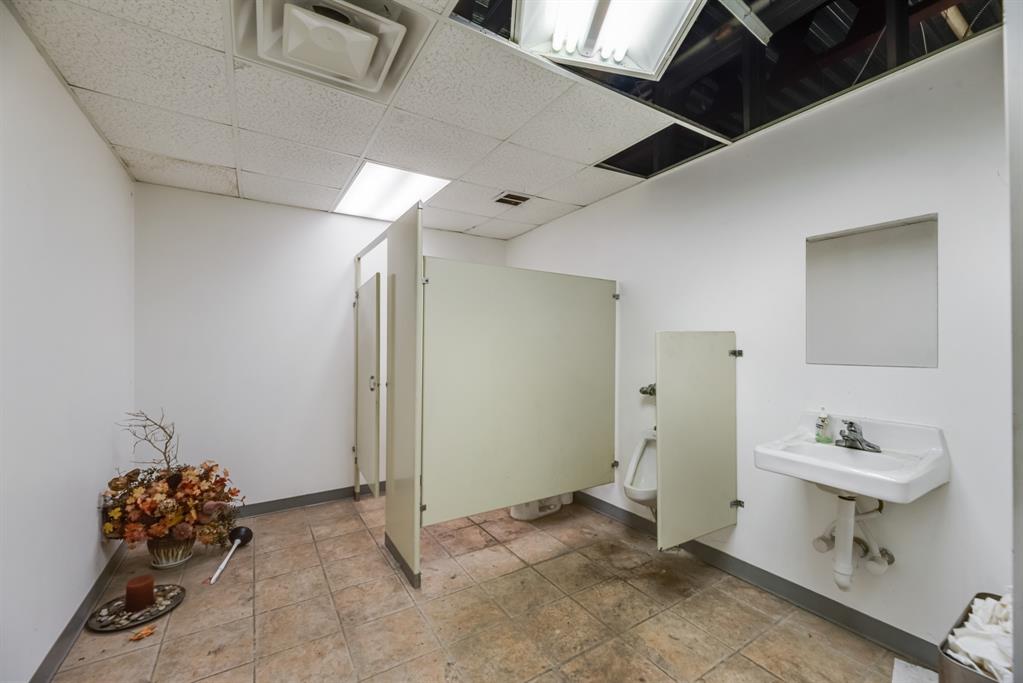 Huggins - Commercial Sale