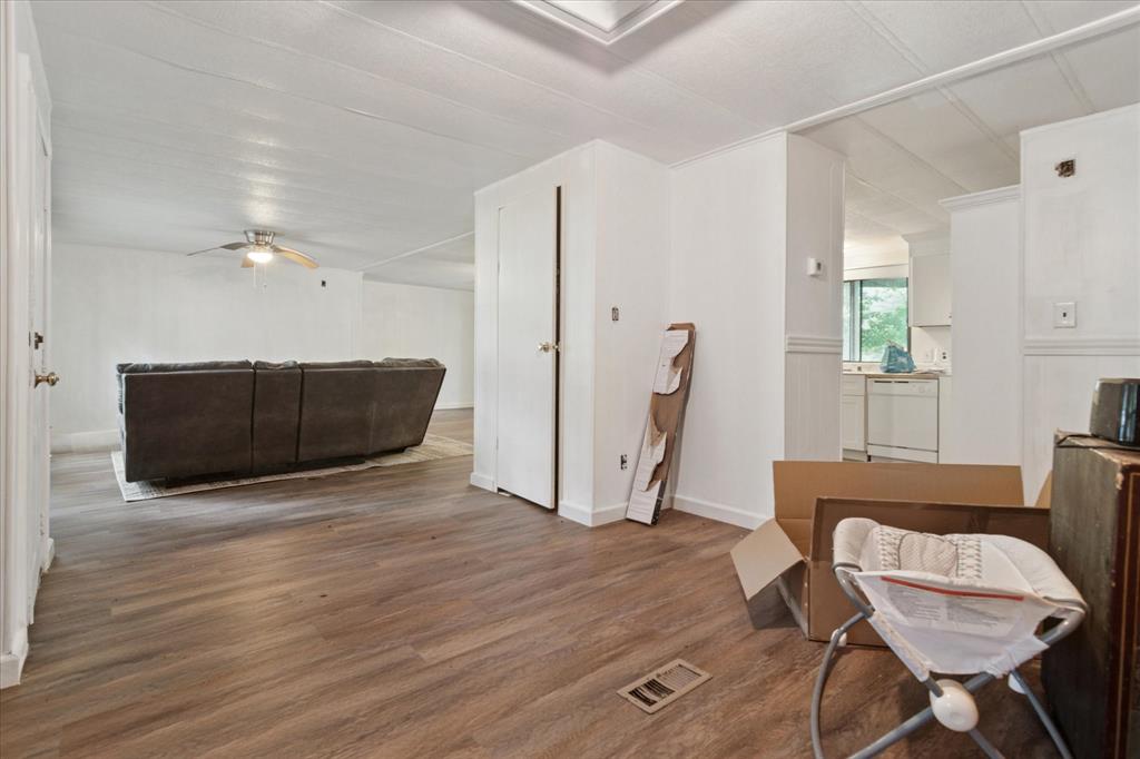 4806 Creekside Road
