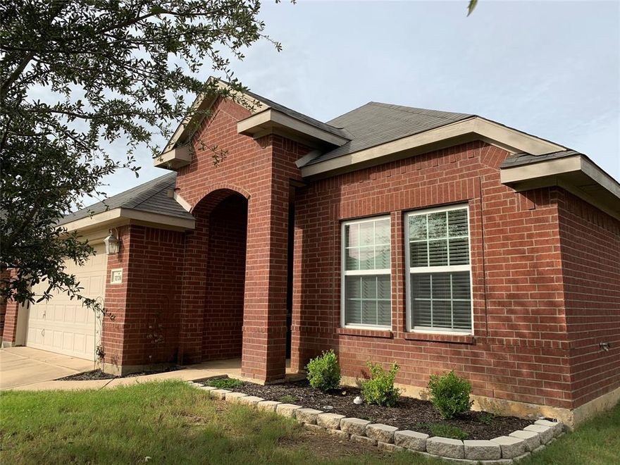 Beautiful home in popular Ashford Park addition. Community pool. High ceilings, open design, wood floors, split bedroom floor plan, freshly decorated throughout,rear patio area. Centennial High School district, *Information here is deemed reliable but not guaranteed* Tenant responsible to verify all facts.