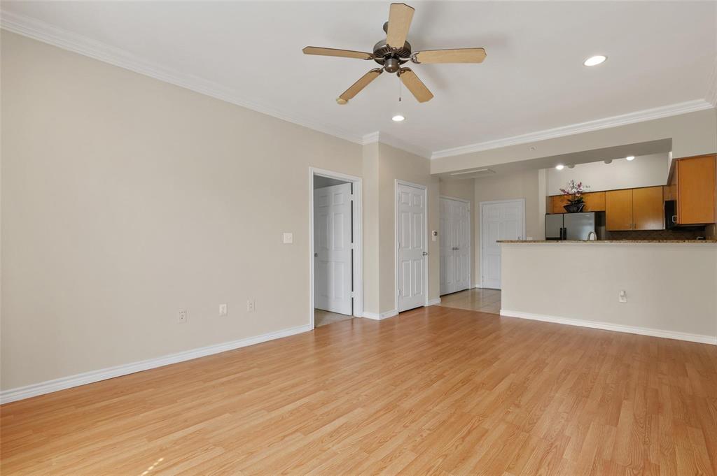 3102 Kings Road 1303