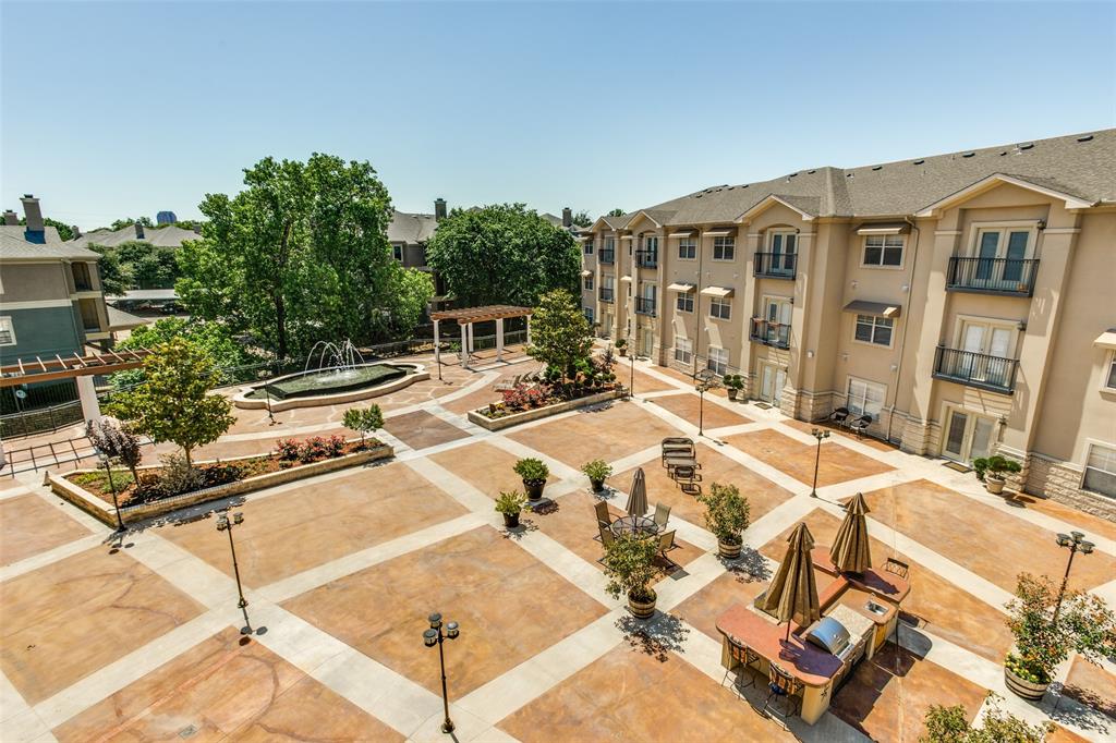 Piazza Siena Condo - Residential