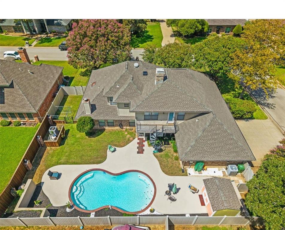 6004 Lakehurst Drive