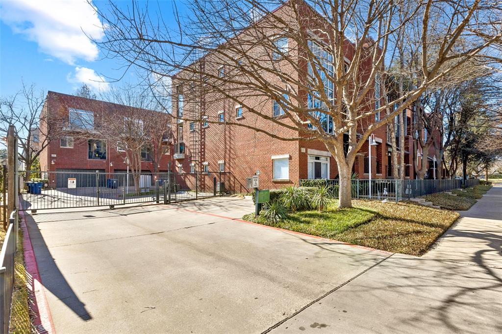 Solo Lofts At Perry Heights Condo - Residential