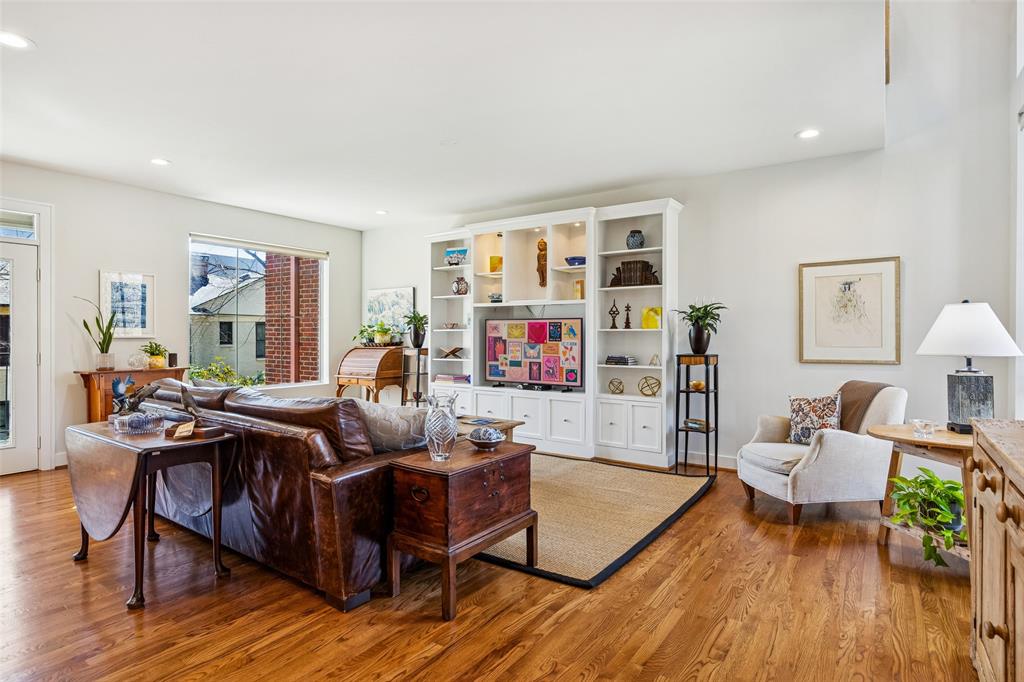 4241 Rawlins Street 14