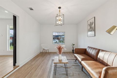 642 Edgeglen Drive, Dallas, TX 75217 - #: 20546390