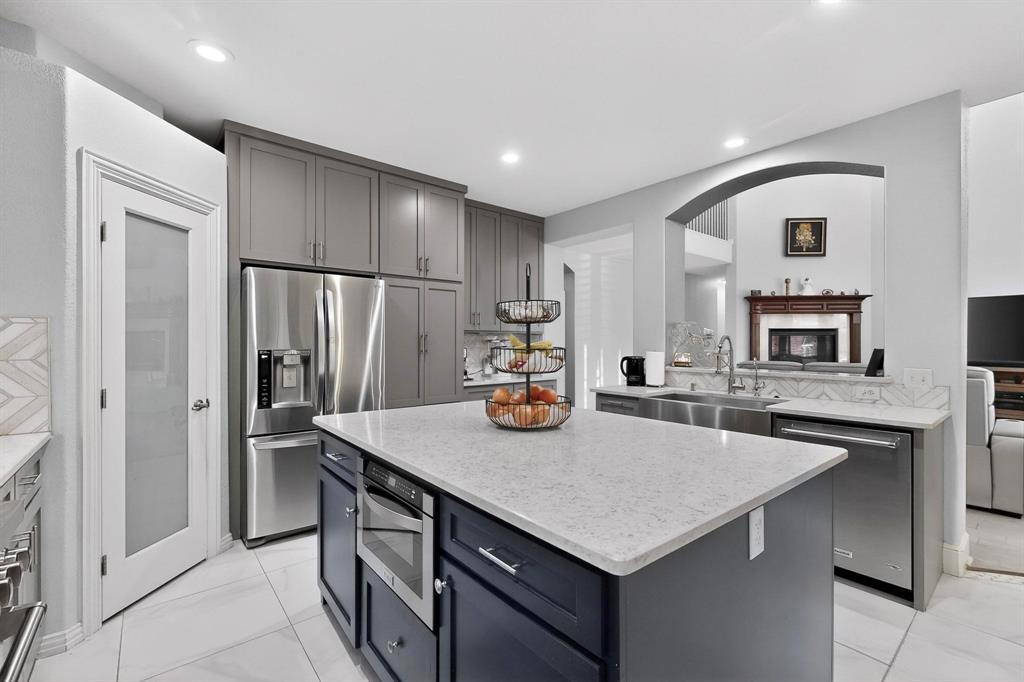 Village At Panther Creek Ph One The - Residential