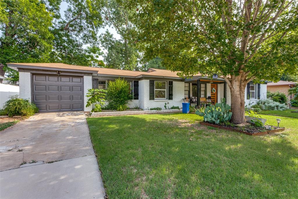 5716 Tracyne Drive