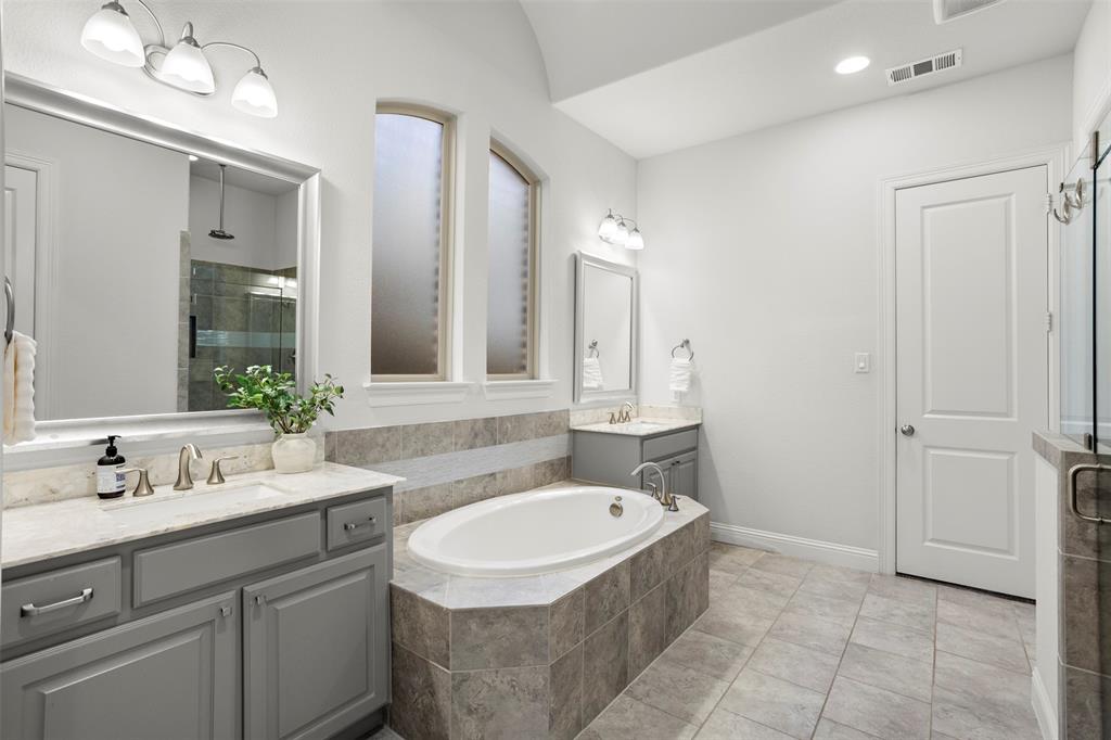 Creekside at Colleyville - Residential