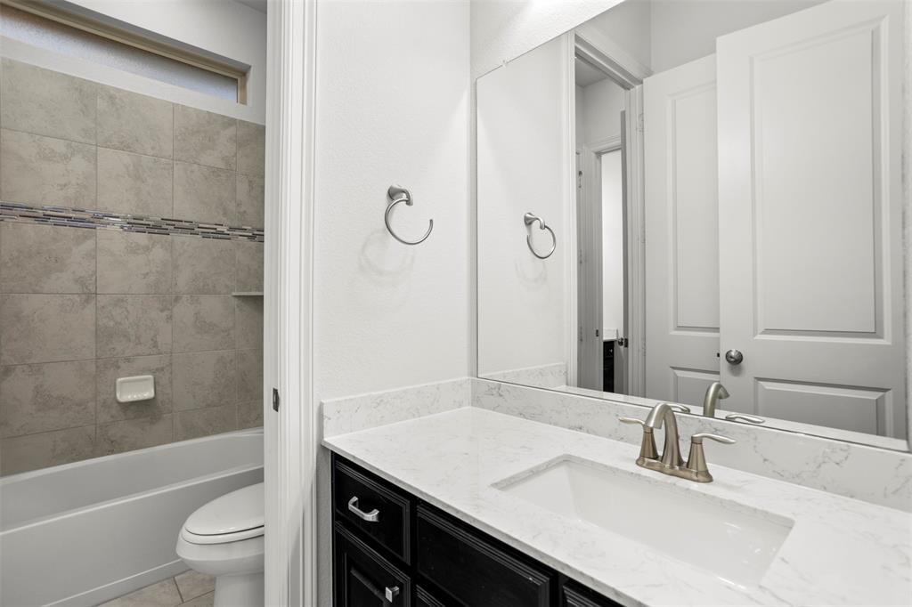 Creekside at Colleyville - Residential