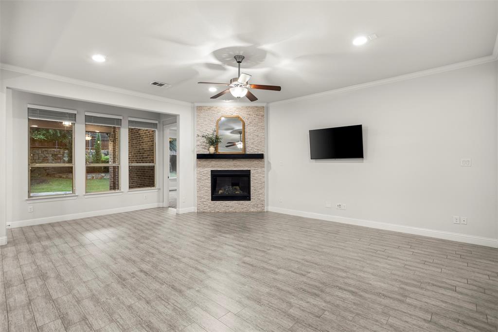 Creekside at Colleyville - Residential