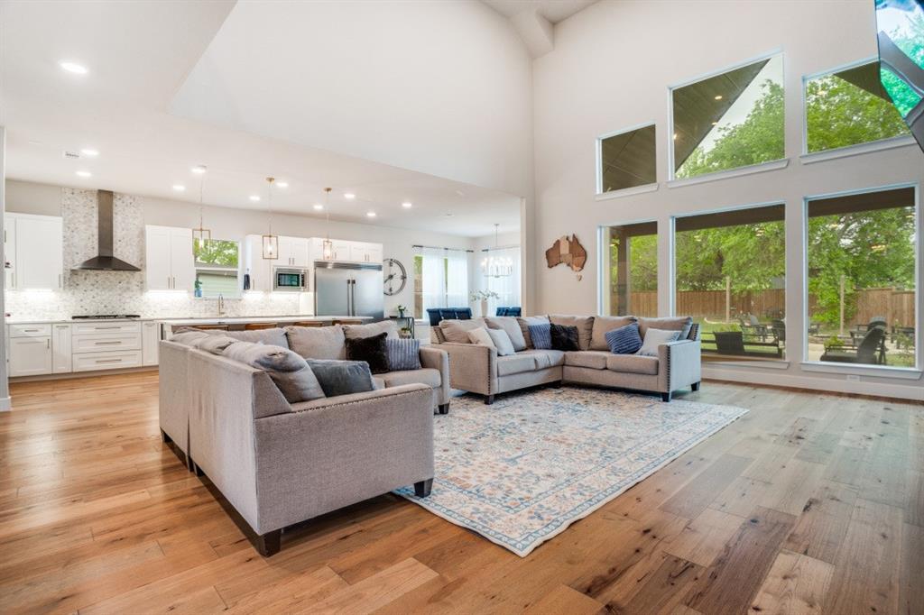 6677 County Road 619