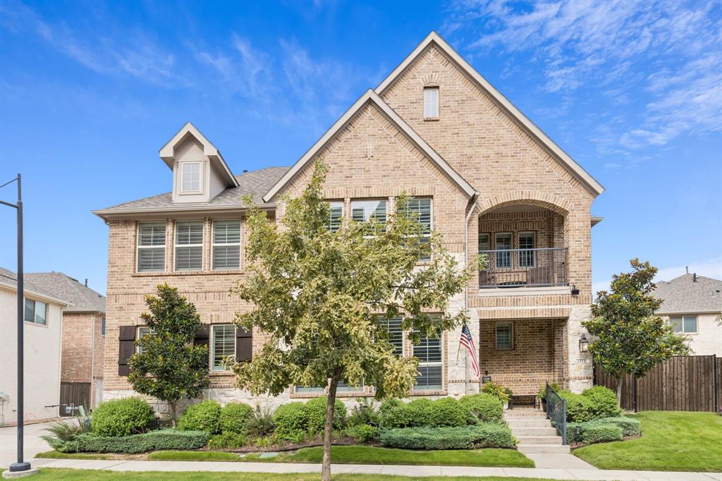 2511 Cathedral Drive