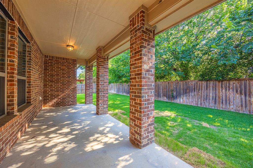 6913 Chisholm Trail