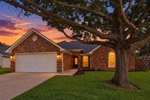 Photo of 332 College Street S, Keller, TX 76248 (MLS # 21393582)