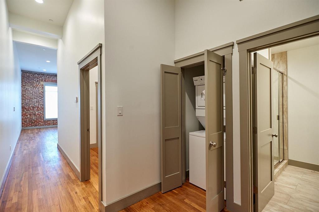 O T Ennis - Residential Lease