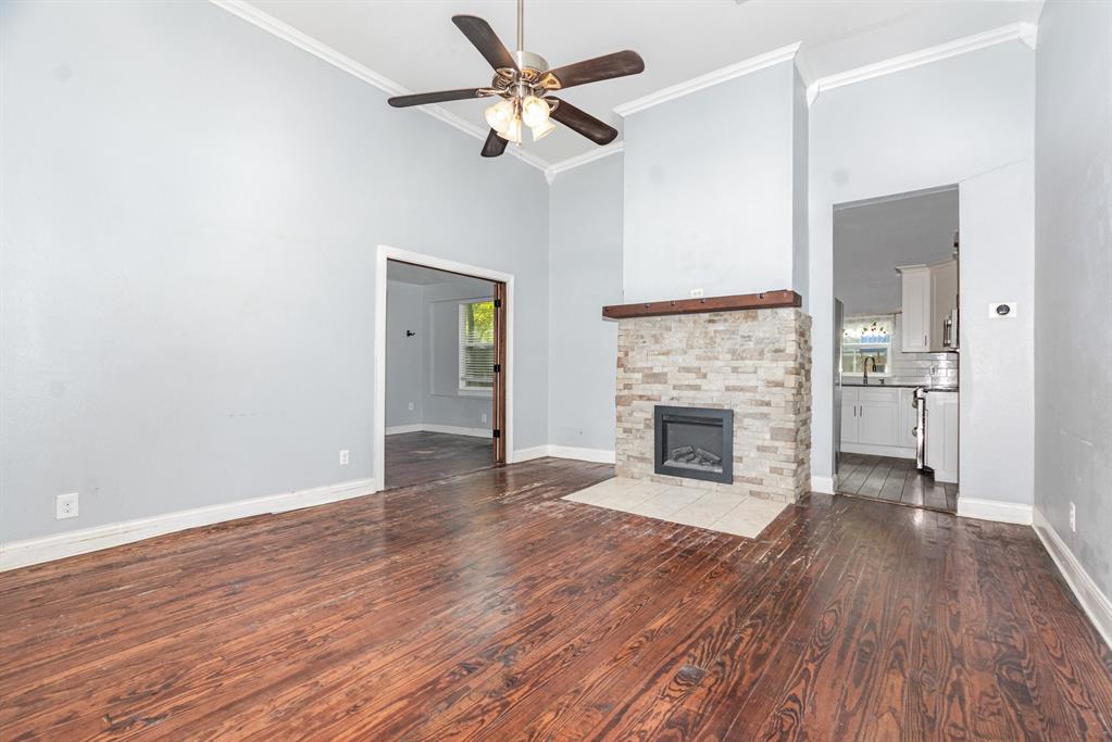 417 W Grand Street