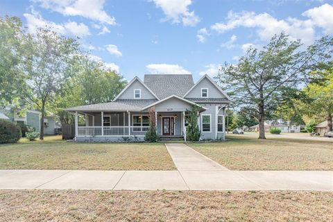 417 W Grand Street Whitewright TX 75491