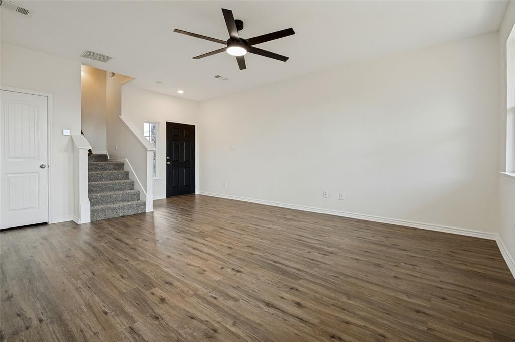 1403 Kinglet Drive