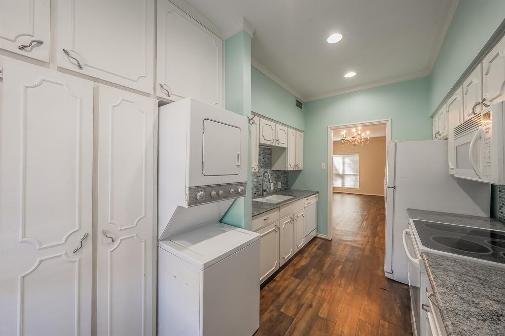 Royale Orleans East Condo - Residential