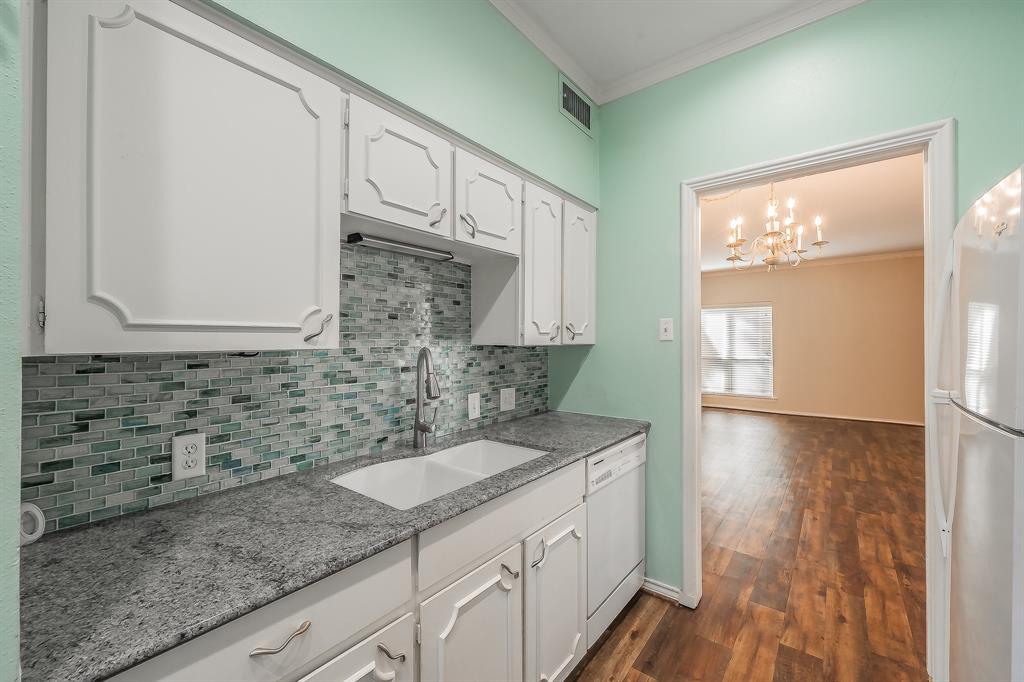 Royale Orleans East Condo - Residential