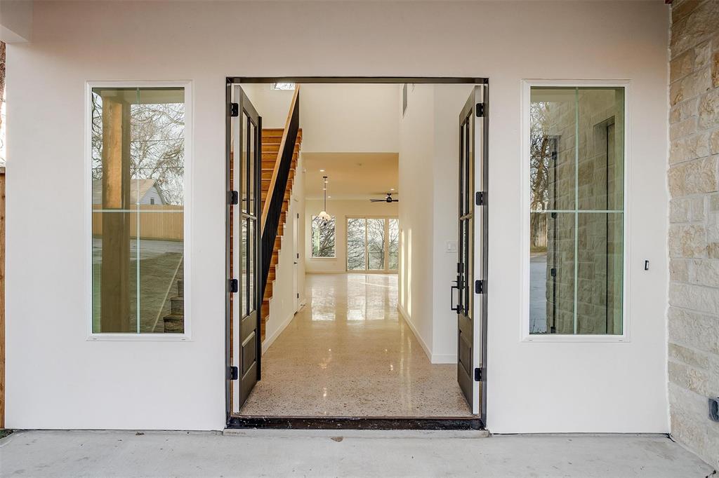 1611 Nancy Lane