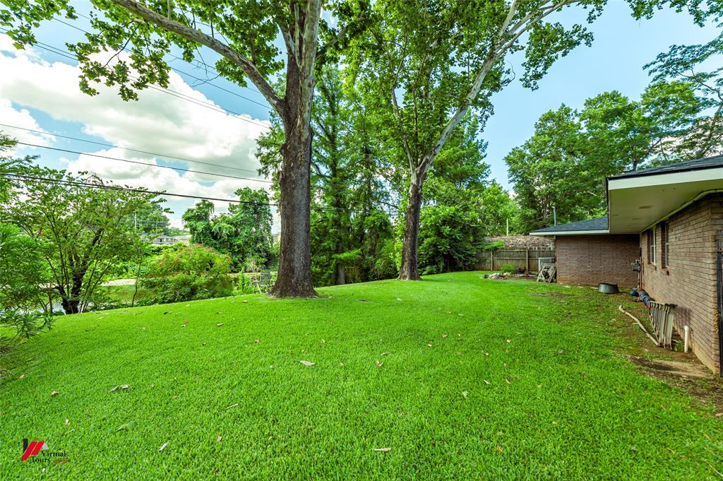 Brothers Broadmoor Terrace Sub - Residential