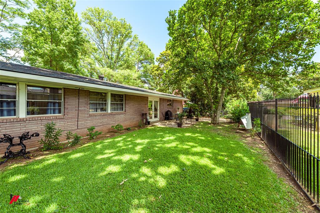 Brothers Broadmoor Terrace Sub - Residential