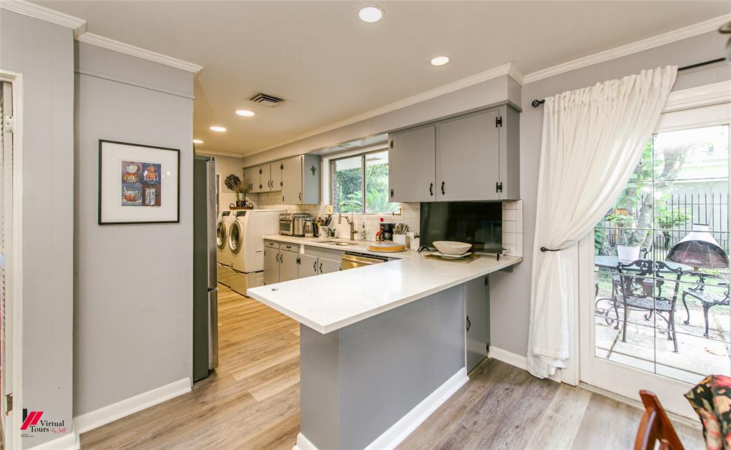 Brothers Broadmoor Terrace Sub - Residential