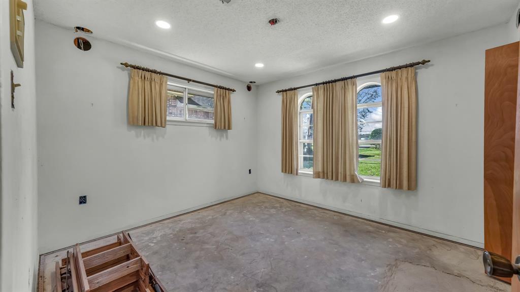 Laguna Tres Estate - Residential