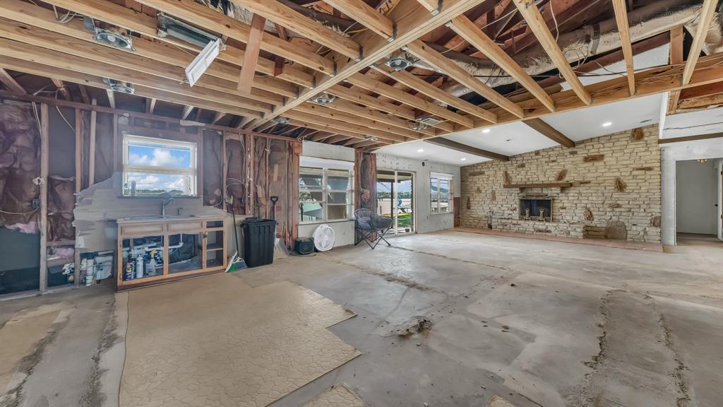 Laguna Tres Estate - Residential