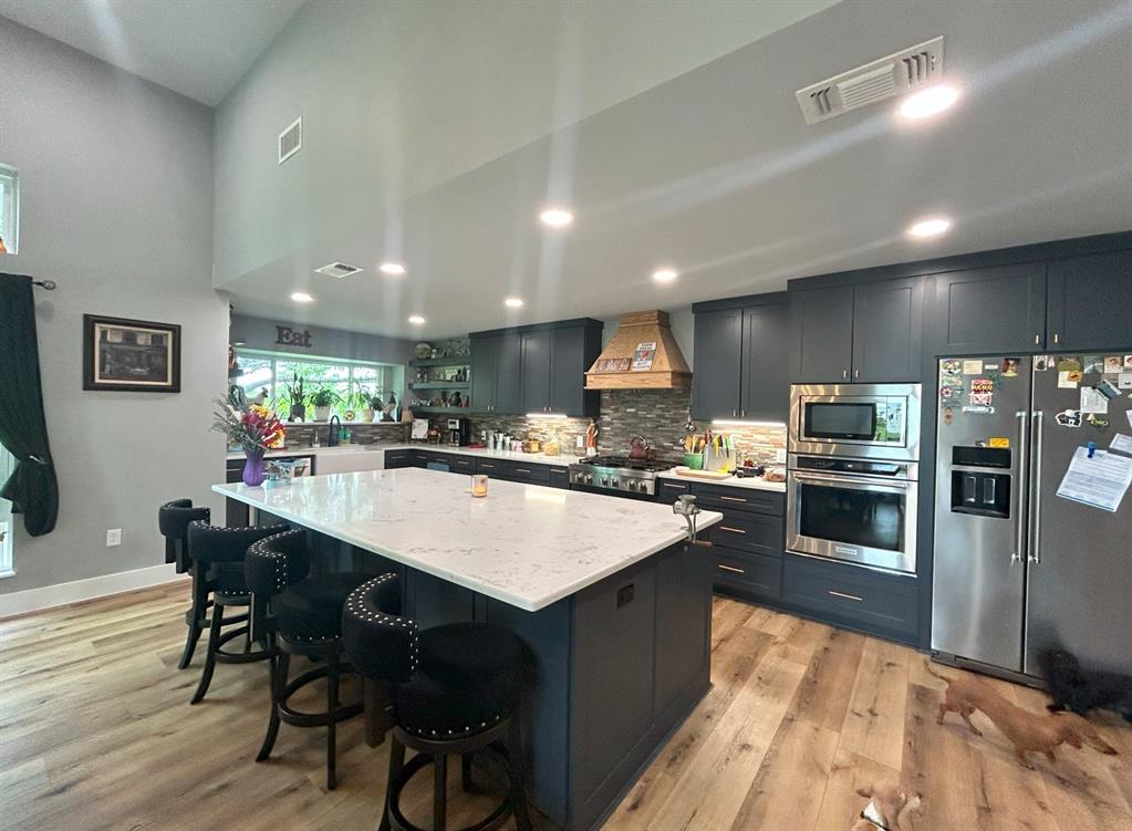 4050 N State Highway 205