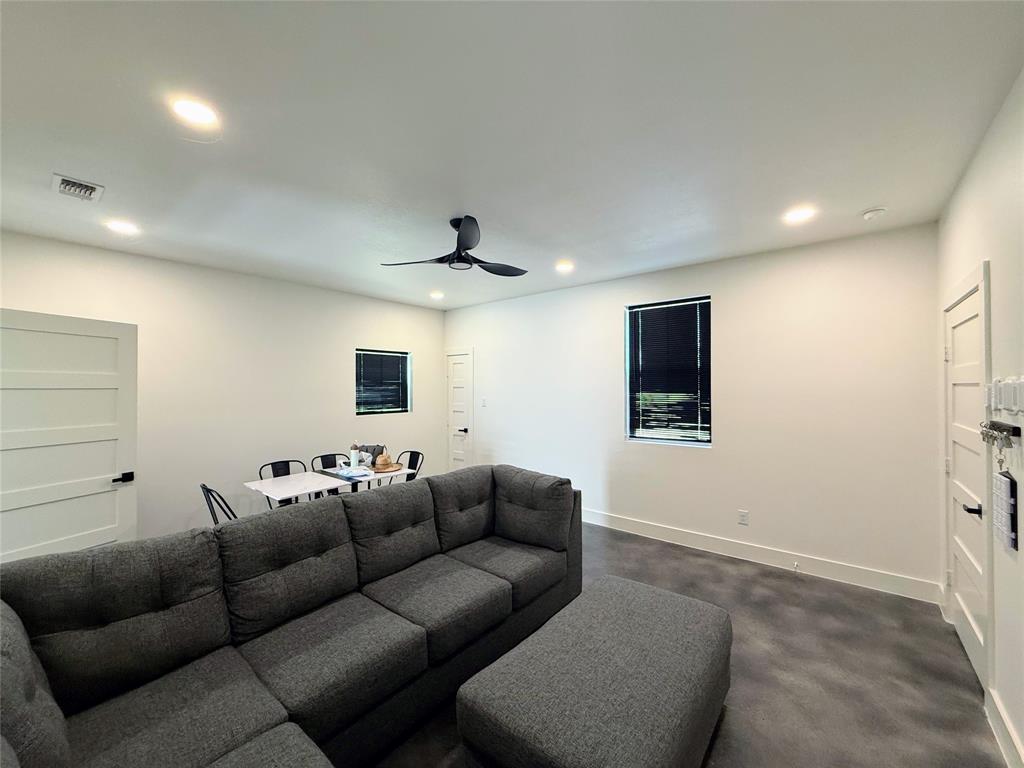 Ducharme - Honey Creek Venues Add - Commercial Sale