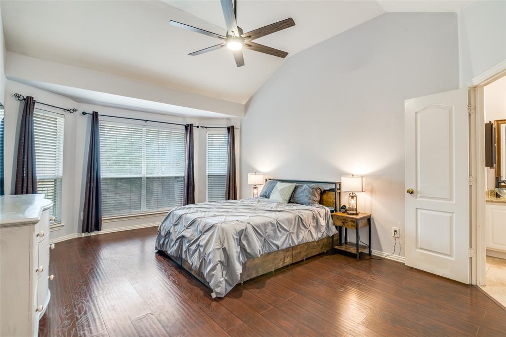 1941 Random Oaks Drive