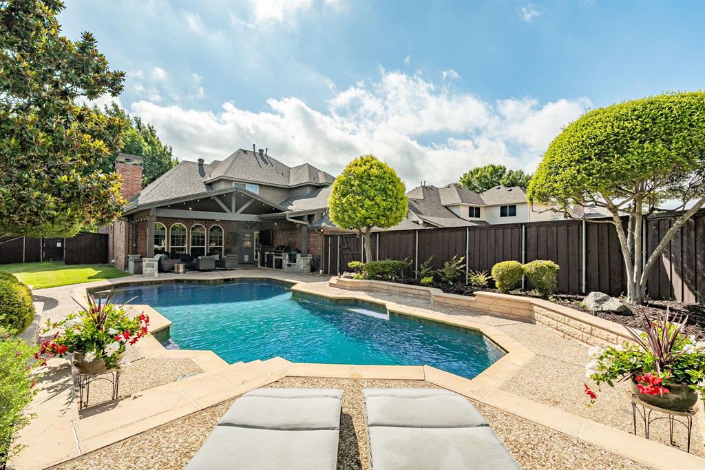 515 Saginaw Court