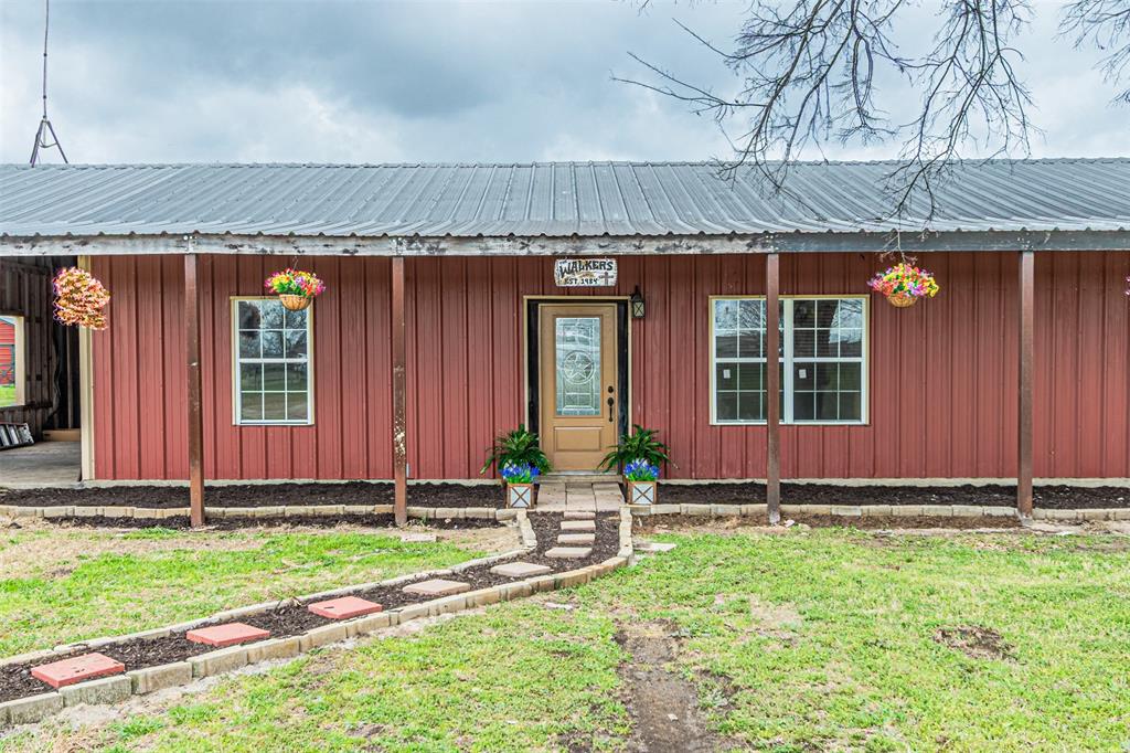 1398 Zagota Crossing Road