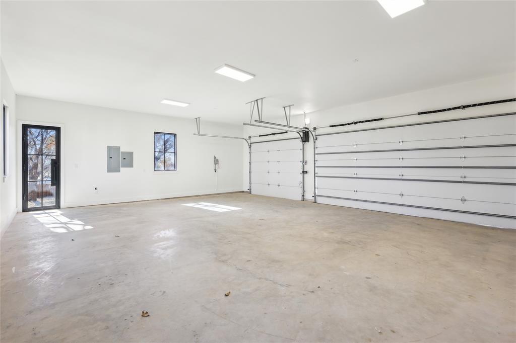 Oak Crest Hills - Residential