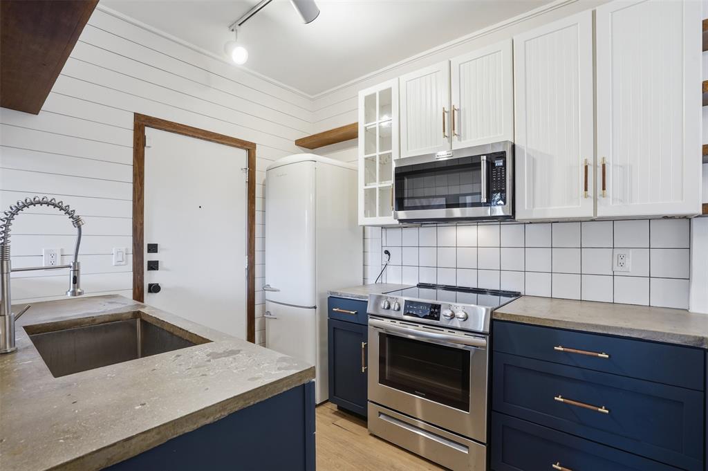 5616 Preston Oaks Road 1601