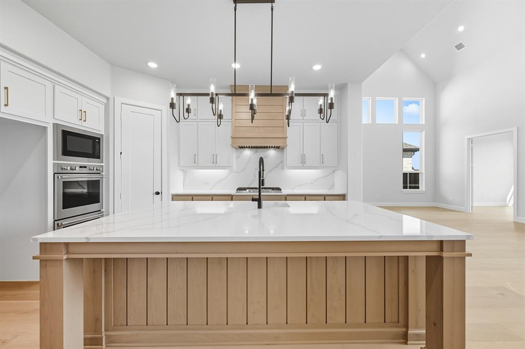 2701 Prestonshire Lane