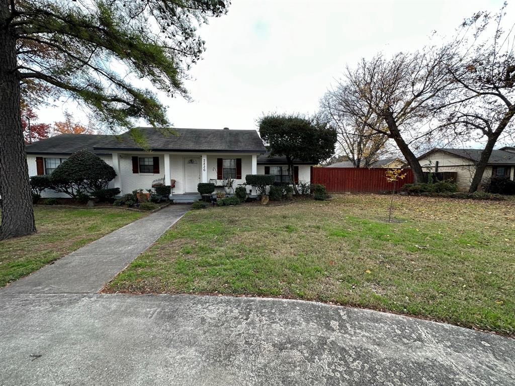 2826 Helmet Street