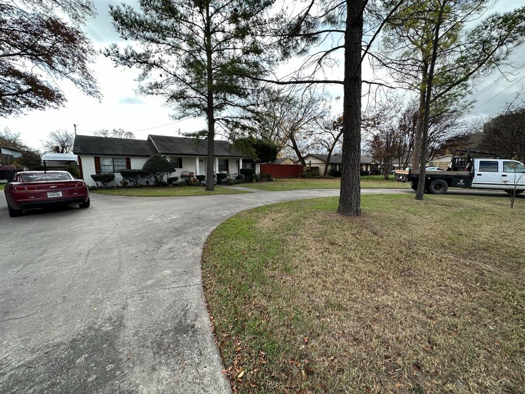 2826 Helmet Street