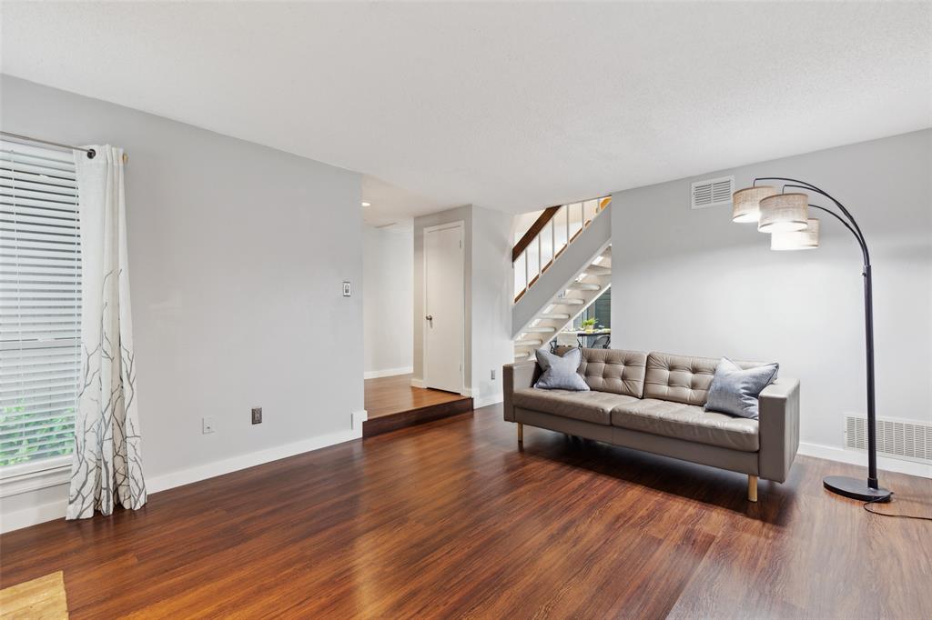 Collin Greene Condo - Residential